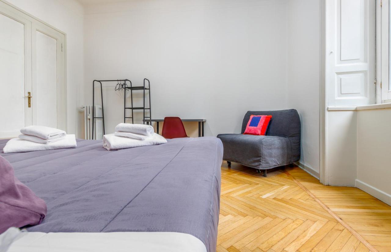 Camera Tripla con Bagno in Comune
